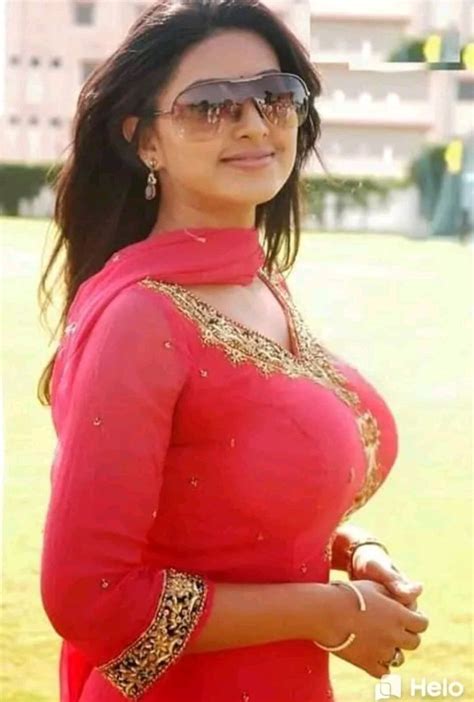 busty curvy indian|r/BeautifulIndianWomen .